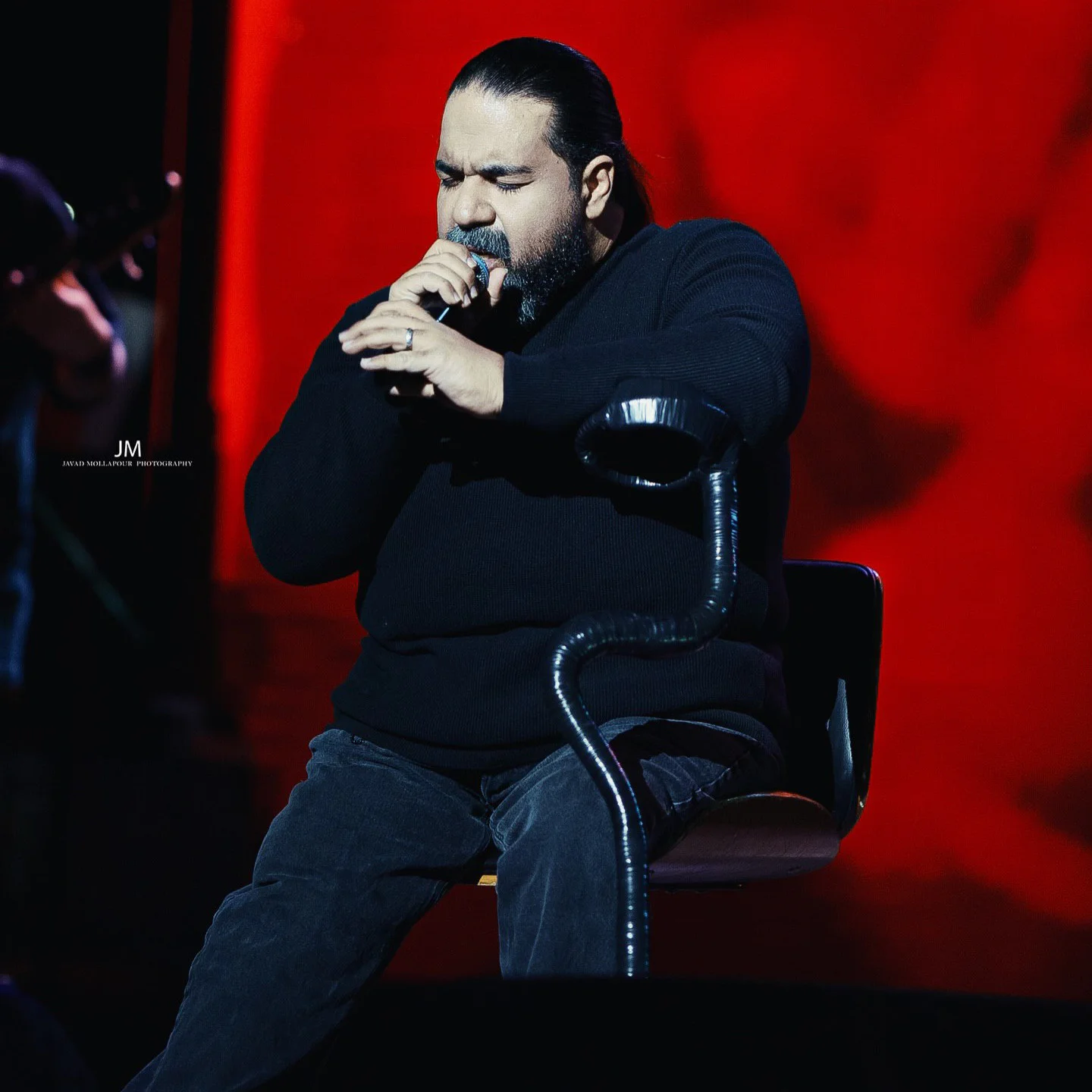 زنده باد عشق
